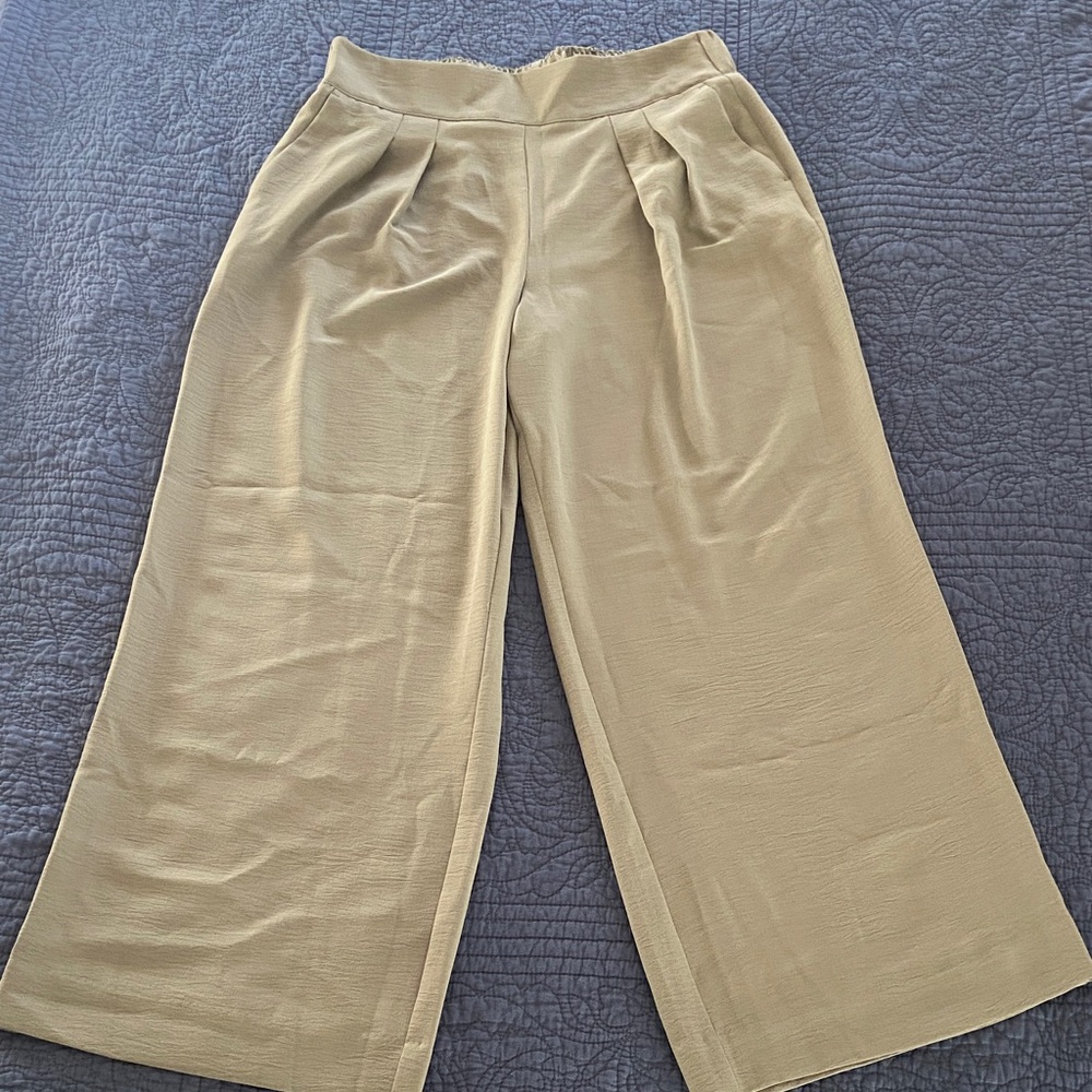Elegant Tan Wide-Leg Women's Pants